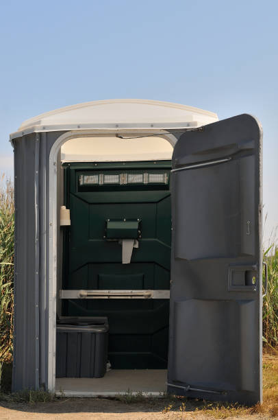 Best Portable toilet rental cost  in Cimarron, KS